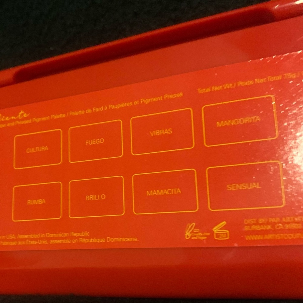 Eye shadow pallet (new)